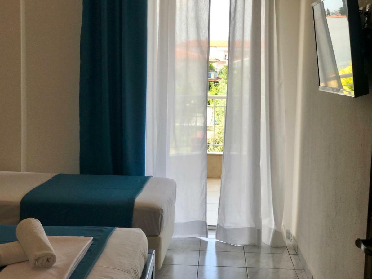 Sand & Sea Design Apartment Pefkochori Esterno foto